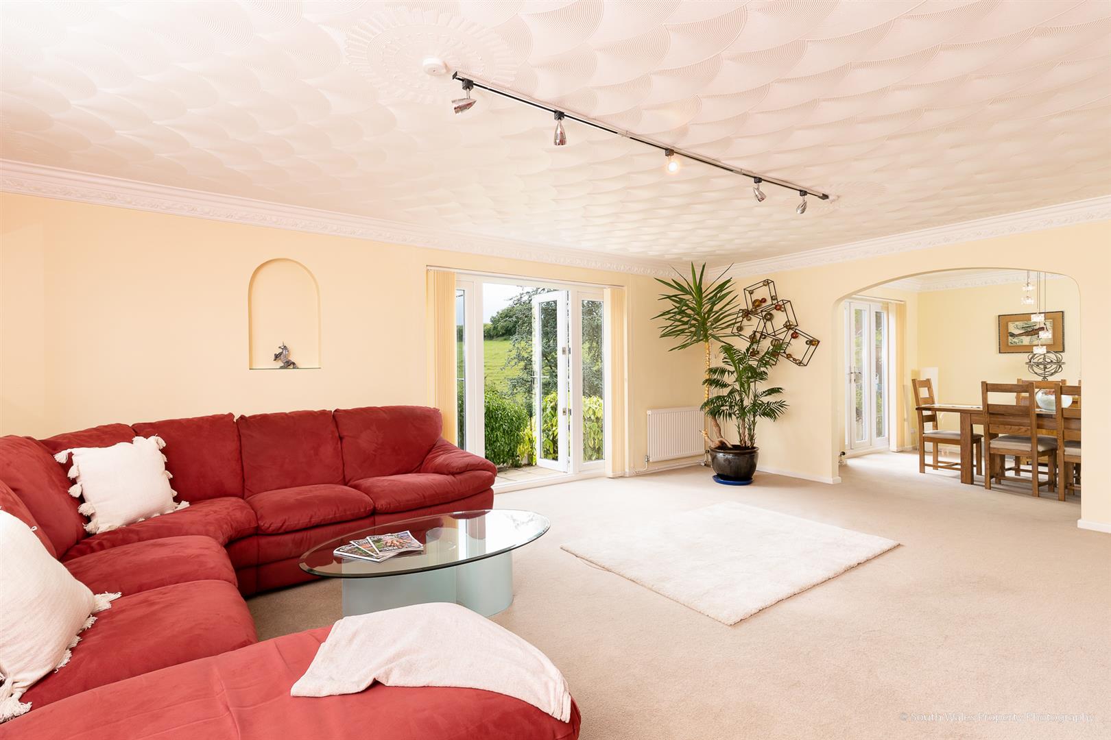 Estate Agents in Cowbridge & Cardiff Residential & Commercial Sales